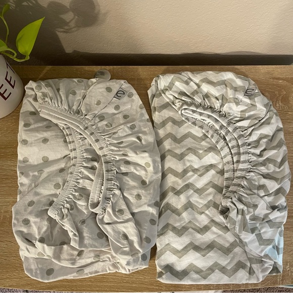 Changing Table Sheets - ely’s & co - Picture 2 of 6